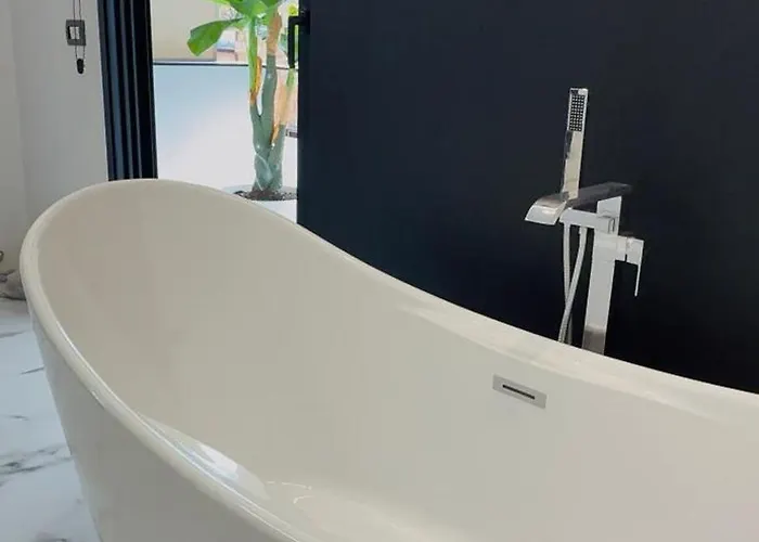 Mia Апартаменты Тирана