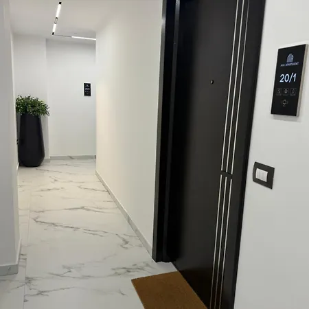 아파트 Mia 201 *